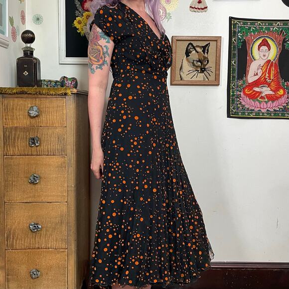 Vintage Black & Orange Polka Dot Dress, 1970s Flocked Crinkle Chiffon, Sz M - Picture 6 of 10